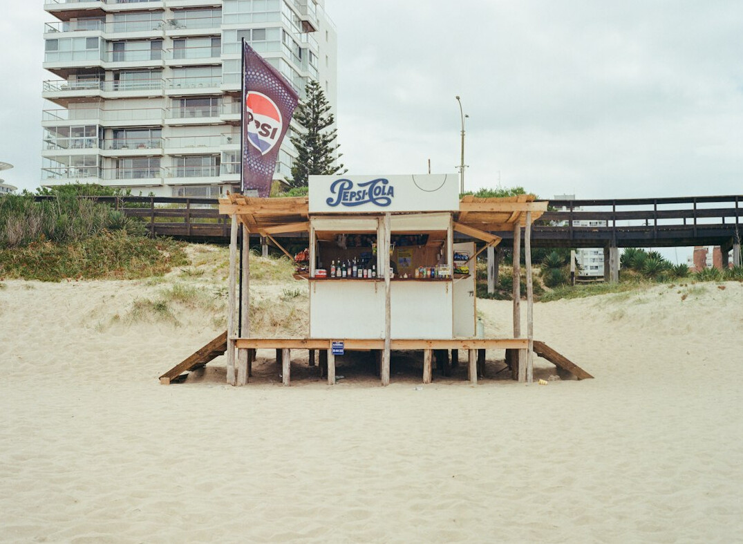 punta del este beach party